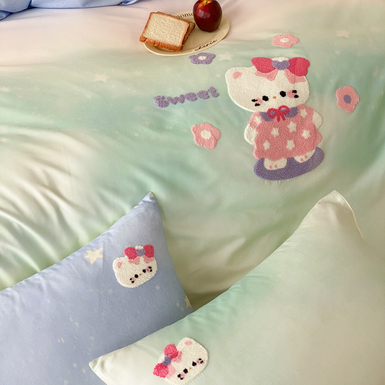 91家纺网 家纺一手货源 找家纺 眠博士 2026新款50支长绒棉毛巾绣四件套 50支长绒棉套件-星点猫咪