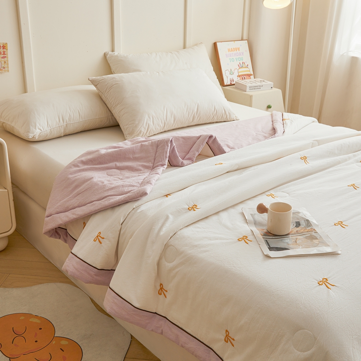 91家纺网 家纺一手货源 找家纺 （总）仁凯家纺 2026新款A类100%棉花刺绣款手包边夏被夏凉被空调被