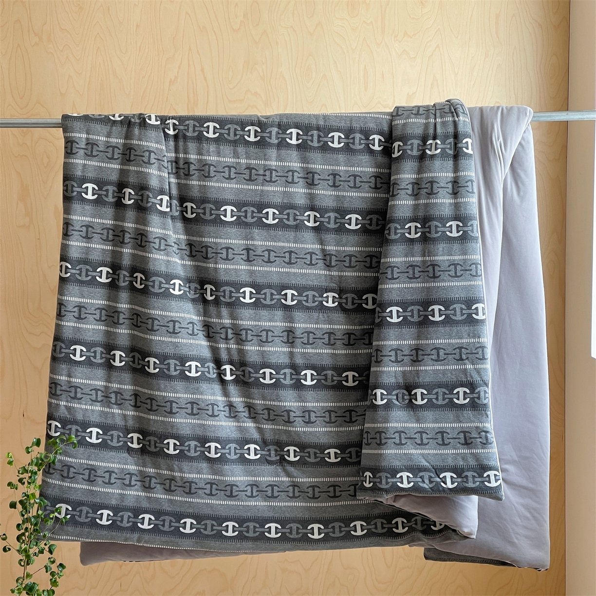 91家纺网 家纺一手货源 找家纺 傲蕾良品 2026新款【自由组合】色织云柔控温被夏被（四件套） 高奢锁链