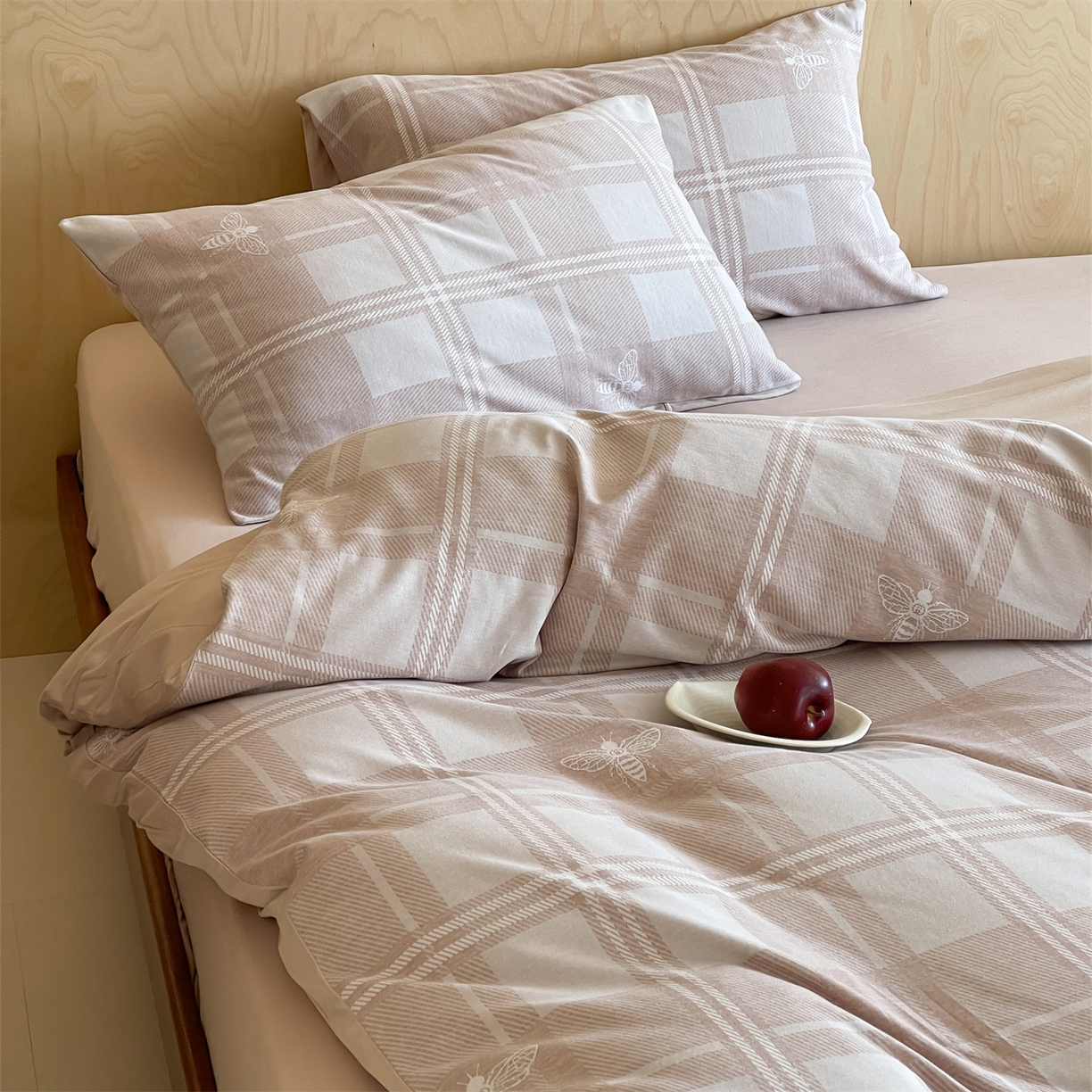 91家纺网 家纺一手货源 找家纺 傲蕾良品 2026新款【自由组合】色织云柔控温被夏被（四件套） 奶棕蜂语