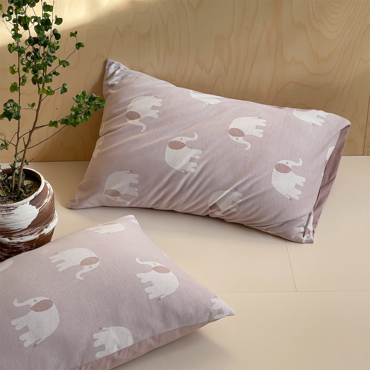 91家纺网 家纺一手货源 找家纺 傲蕾良品 2026新款【自由组合】色织云柔控温被夏被（四件套） 糯糯粉象