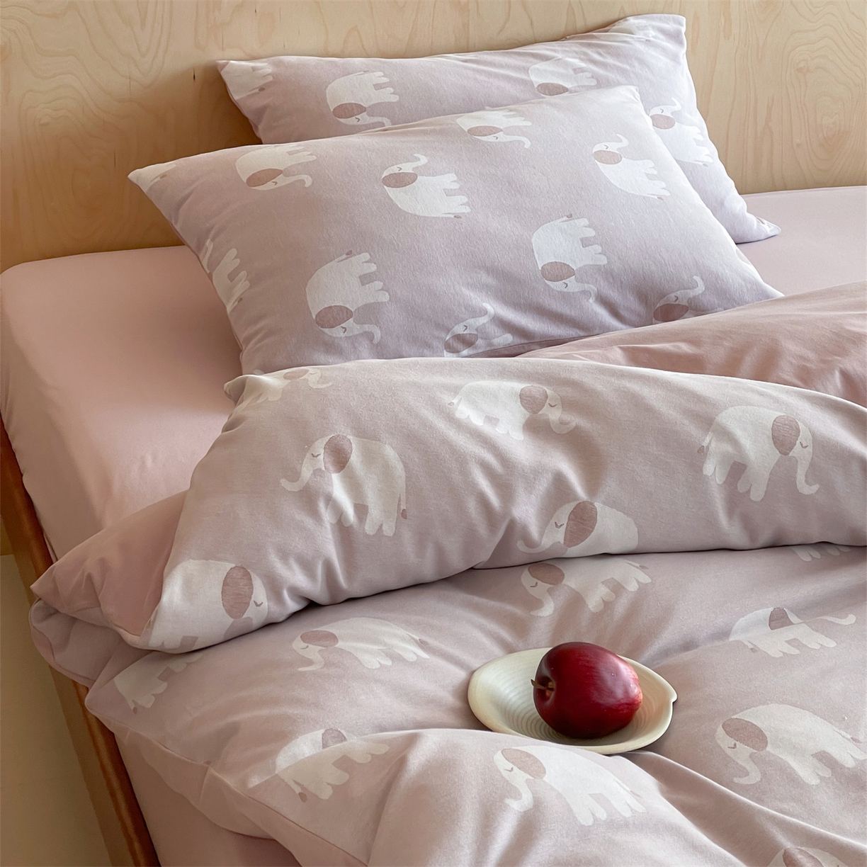 91家纺网 家纺一手货源 找家纺 傲蕾良品 2026新款【自由组合】色织云柔控温被夏被（四件套） 糯糯粉象