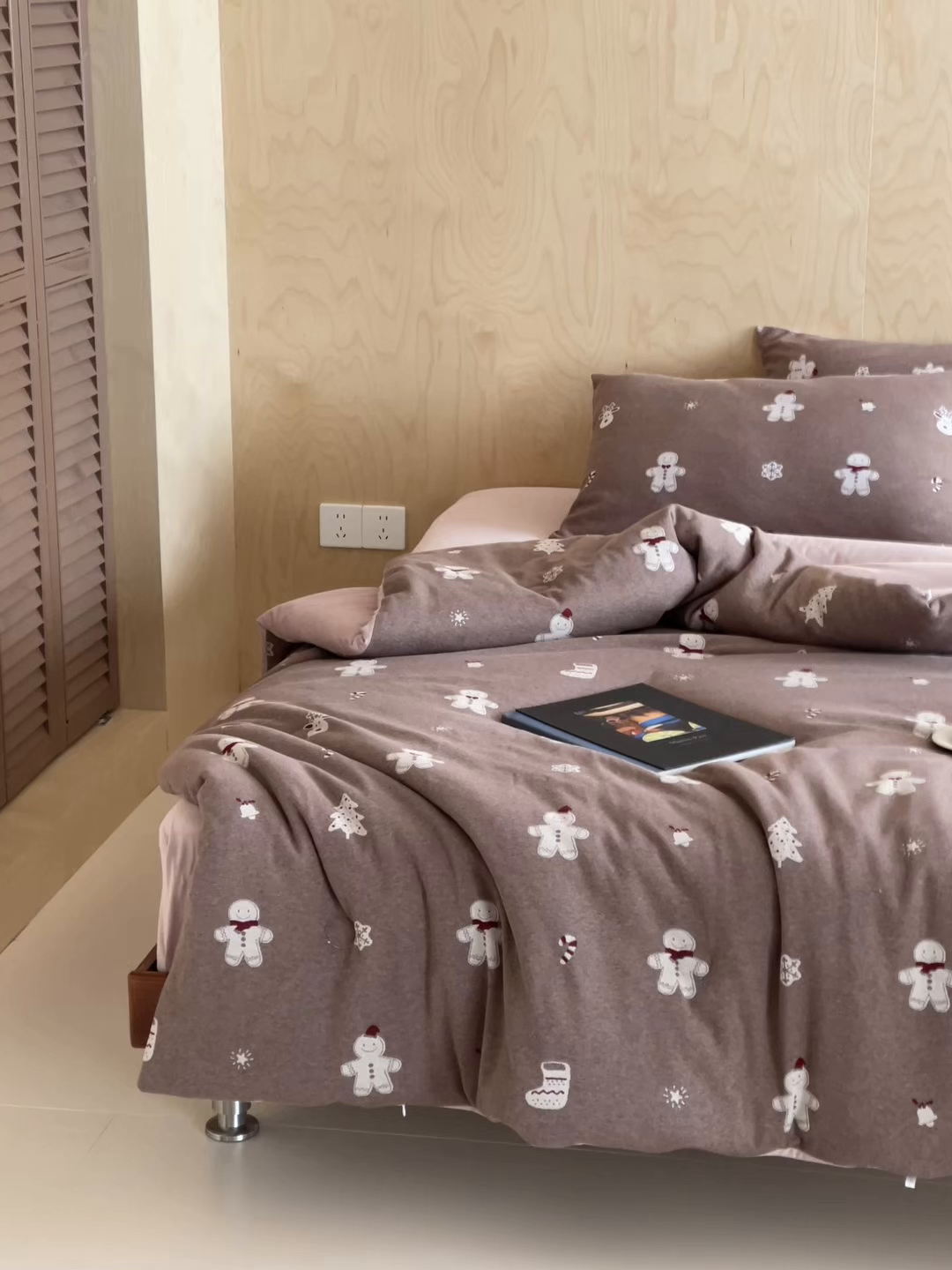 91家纺网 家纺一手货源 找家纺 傲蕾良品 2026新款【自由组合】色织云柔控温被夏被（四件套） 姜饼物语