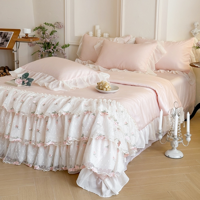 91家纺网 家纺一手货源 找家纺 爱家（原缔乐家纺） 2026新款轻奢法式天丝夏被四件套 花雾织梦-公主粉