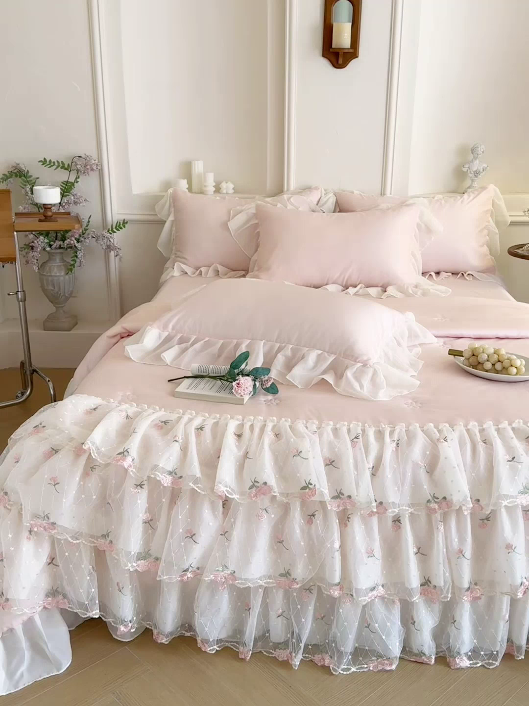 91家纺网 家纺一手货源 找家纺 爱家（原缔乐家纺） 2026新款轻奢法式天丝夏被四件套 花雾织梦-公主粉