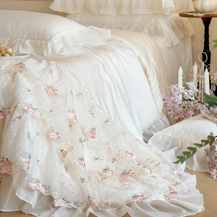 91家纺网 家纺一手货源 找家纺 爱家（原缔乐家纺） 2026新款轻奢法式天丝夏被四件套 花雾织梦-奶昔白