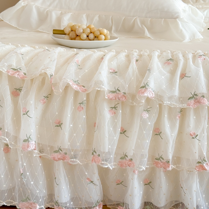 91家纺网 家纺一手货源 找家纺 爱家（原缔乐家纺） 2026新款轻奢法式天丝夏被四件套 花雾织梦-奶昔白