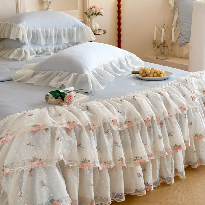 91家纺网 家纺一手货源 找家纺 爱家（原缔乐家纺） 2026新款轻奢法式天丝夏被四件套 花雾织梦-天空兰