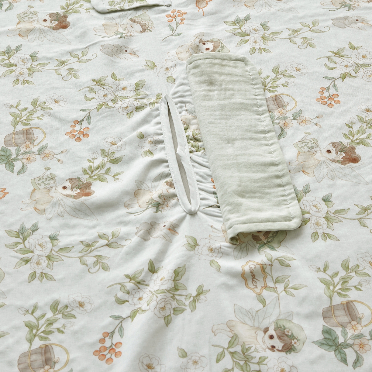 91家纺网 家纺一手货源 找家纺 （总）荷马之梦 2026新款全棉纱布印花小版盖毯山茶蚕丝儿童拥抱防踢夏被-拥抱森林