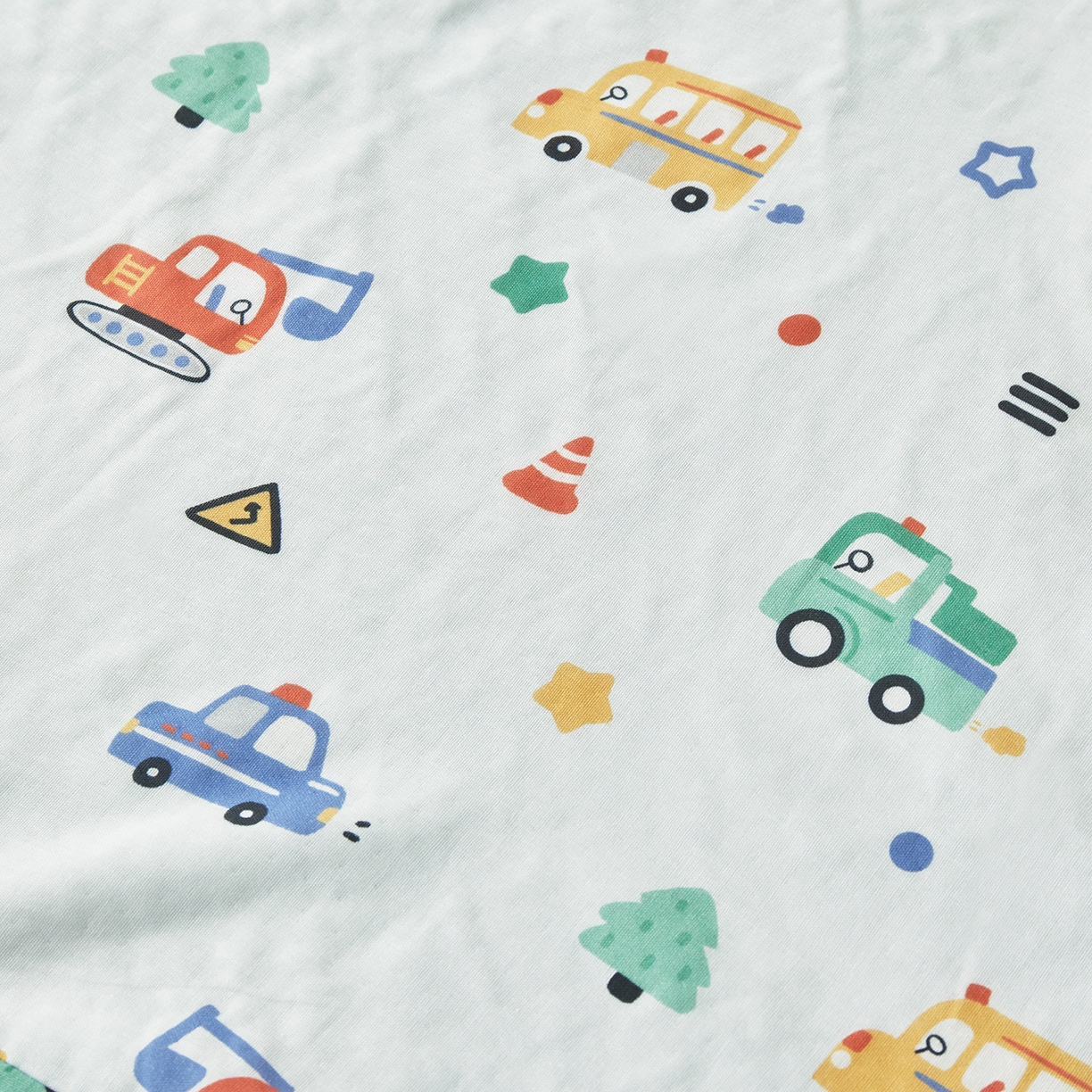 91家纺网 家纺一手货源 找家纺 荷马之梦 2026新款全棉纱布印花小版盖毯山茶蚕丝儿童拥抱防踢夏被-拥抱森林 滴滴汽车