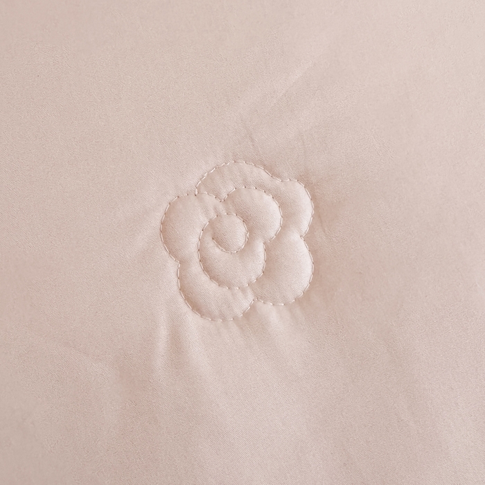 91家纺网 家纺一手货源 找家纺 爱家（原缔乐家纺） 2026新款轻奢法式天丝夏被四件套 逸然-公主粉