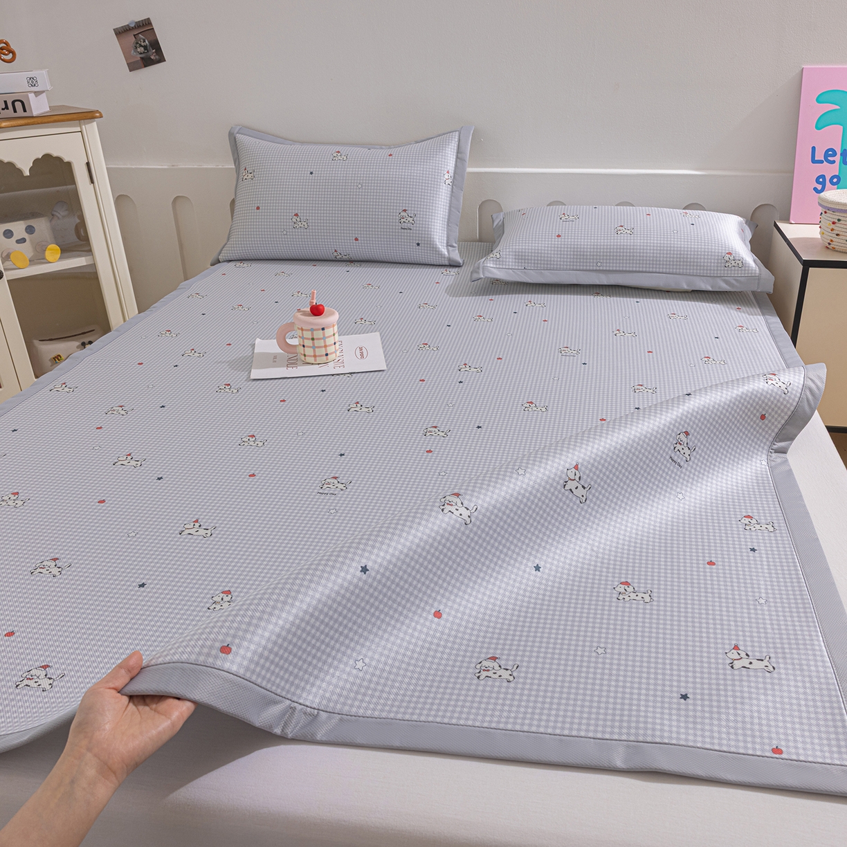 小萌虎 2026新款碳光冰丝席平铺款床席款 斑点狗-灰