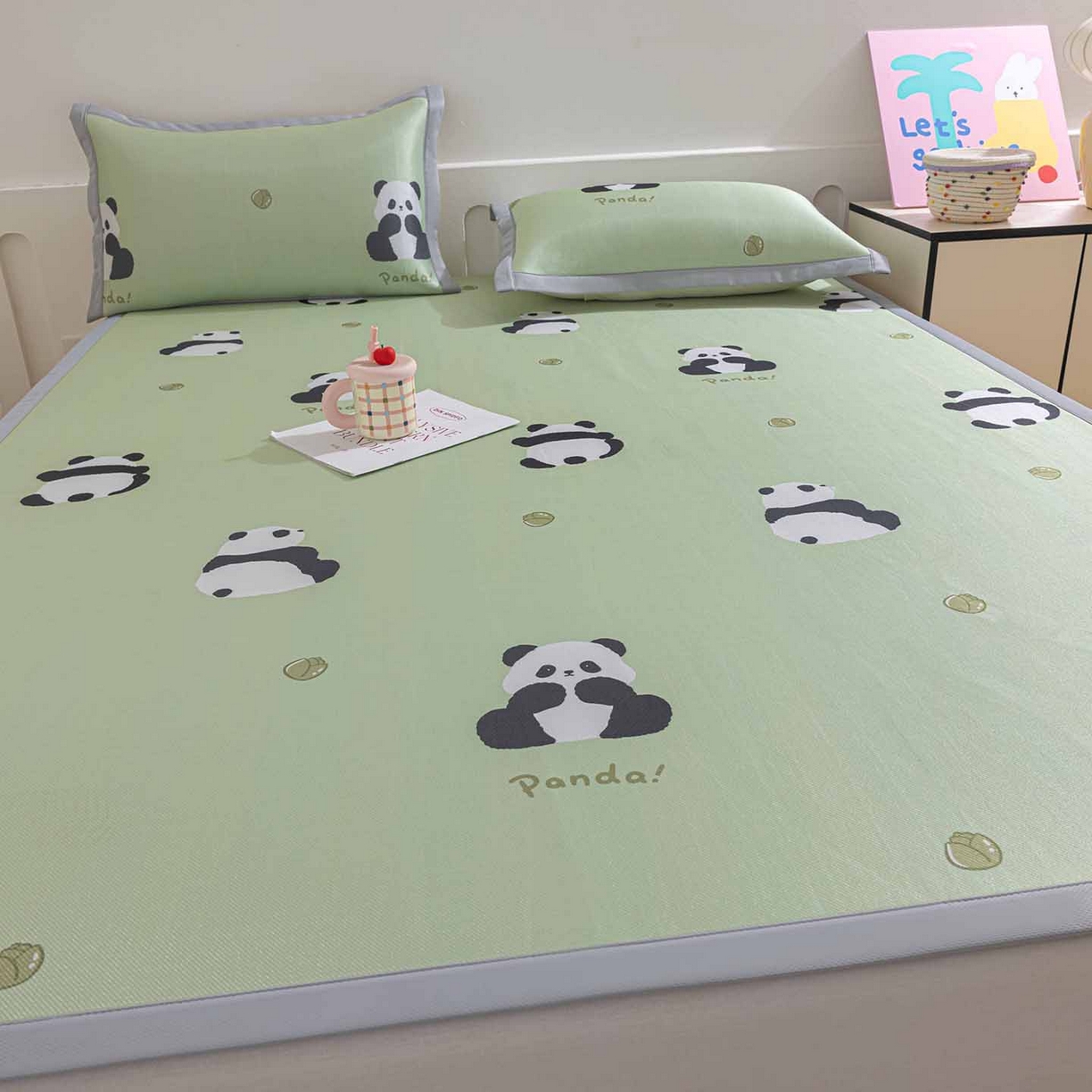 91家纺网 家纺一手货源 找家纺 小萌虎 2026新款碳光冰丝席平铺款床席款 大熊猫