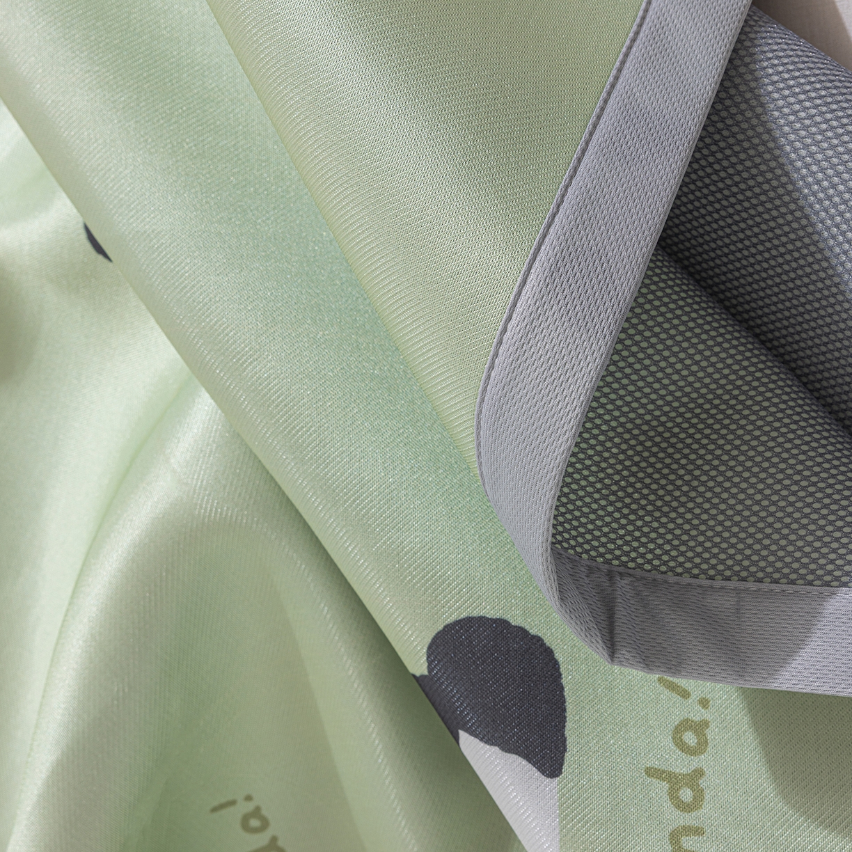 91家纺网 家纺一手货源 找家纺 小萌虎 2026新款碳光冰丝席平铺款床席款 大熊猫