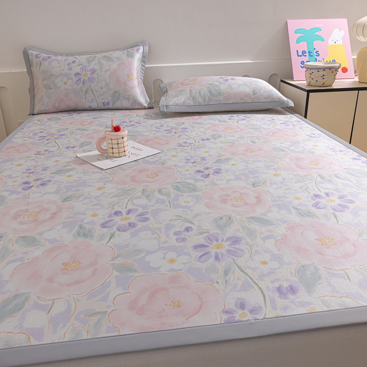 91家纺网 家纺一手货源 找家纺 小萌虎 2026新款碳光冰丝席平铺款床席款 花田