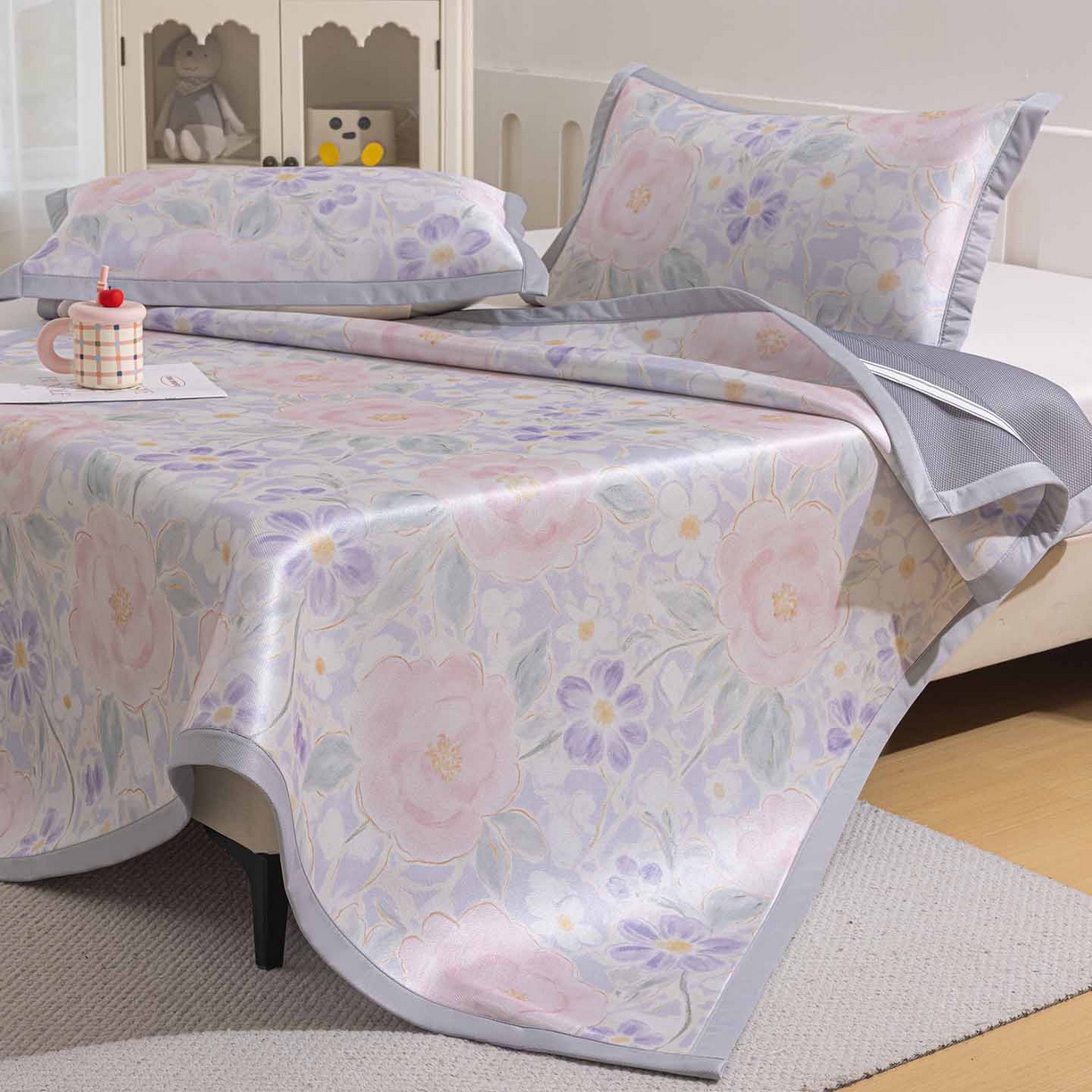 91家纺网 家纺一手货源 找家纺 小萌虎 2026新款碳光冰丝席平铺款床席款 花田