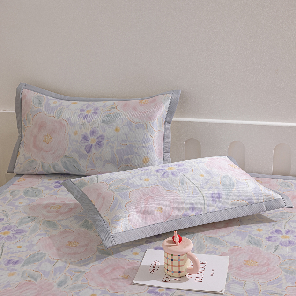 91家纺网 家纺一手货源 找家纺 小萌虎 2026新款碳光冰丝席平铺款床席款 花田