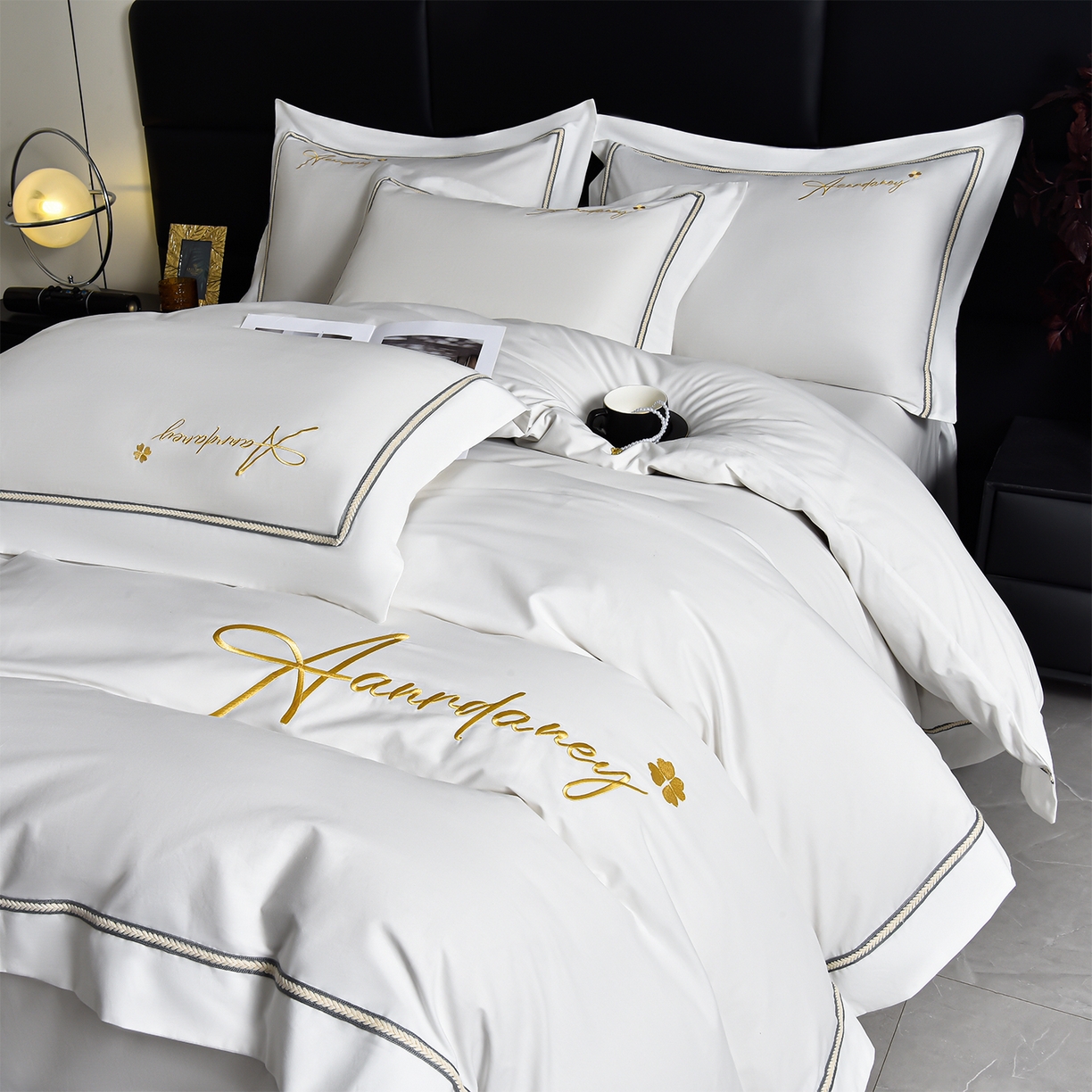 91家纺网 家纺一手货源 找家纺 湘雪家居 2026新款长绒棉高支高密纯棉刺绣四件套-幕镜款 幕镜-雪融白