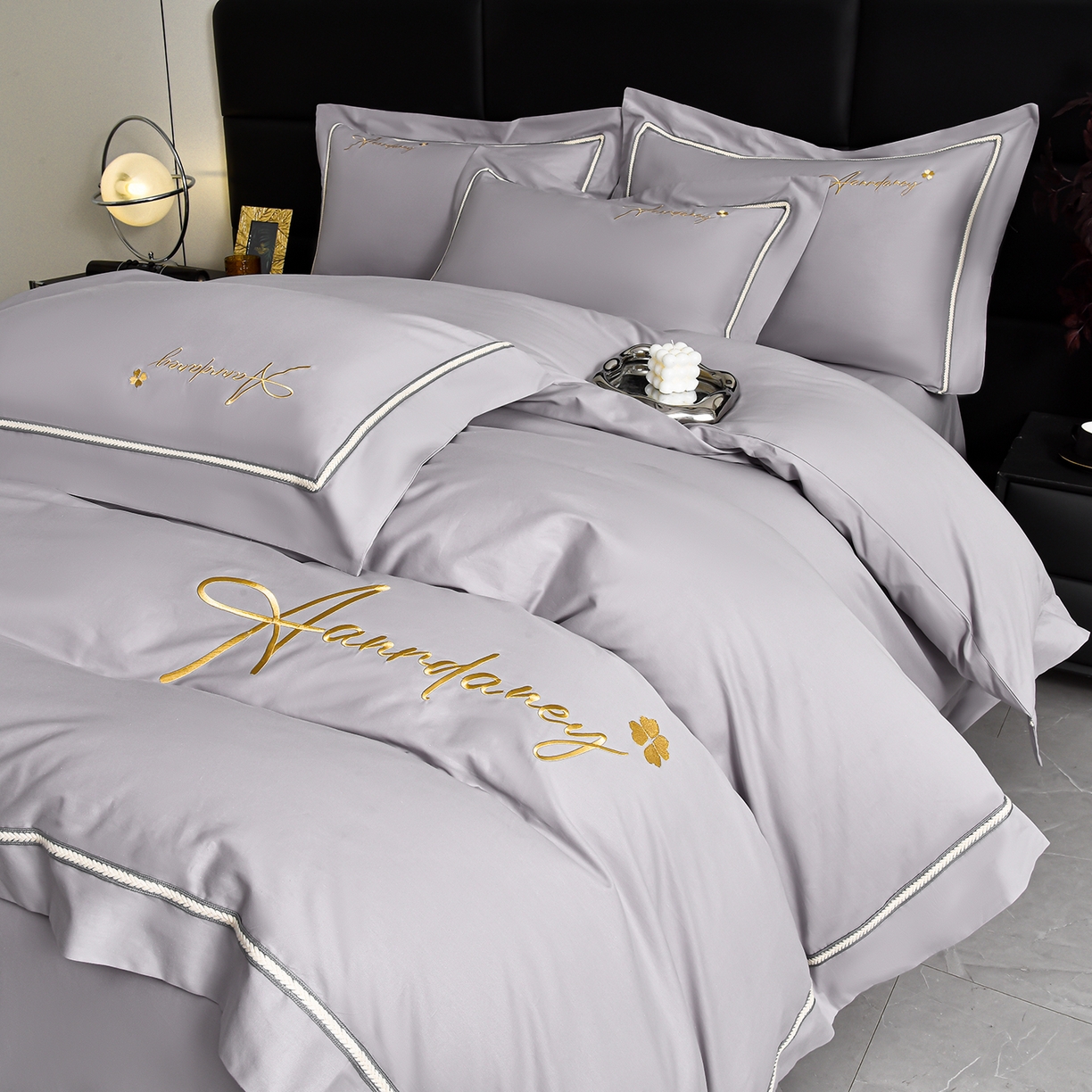 91家纺网 家纺一手货源 找家纺 湘雪家居 2026新款长绒棉高支高密纯棉刺绣四件套-幕镜款 幕镜-椰子灰