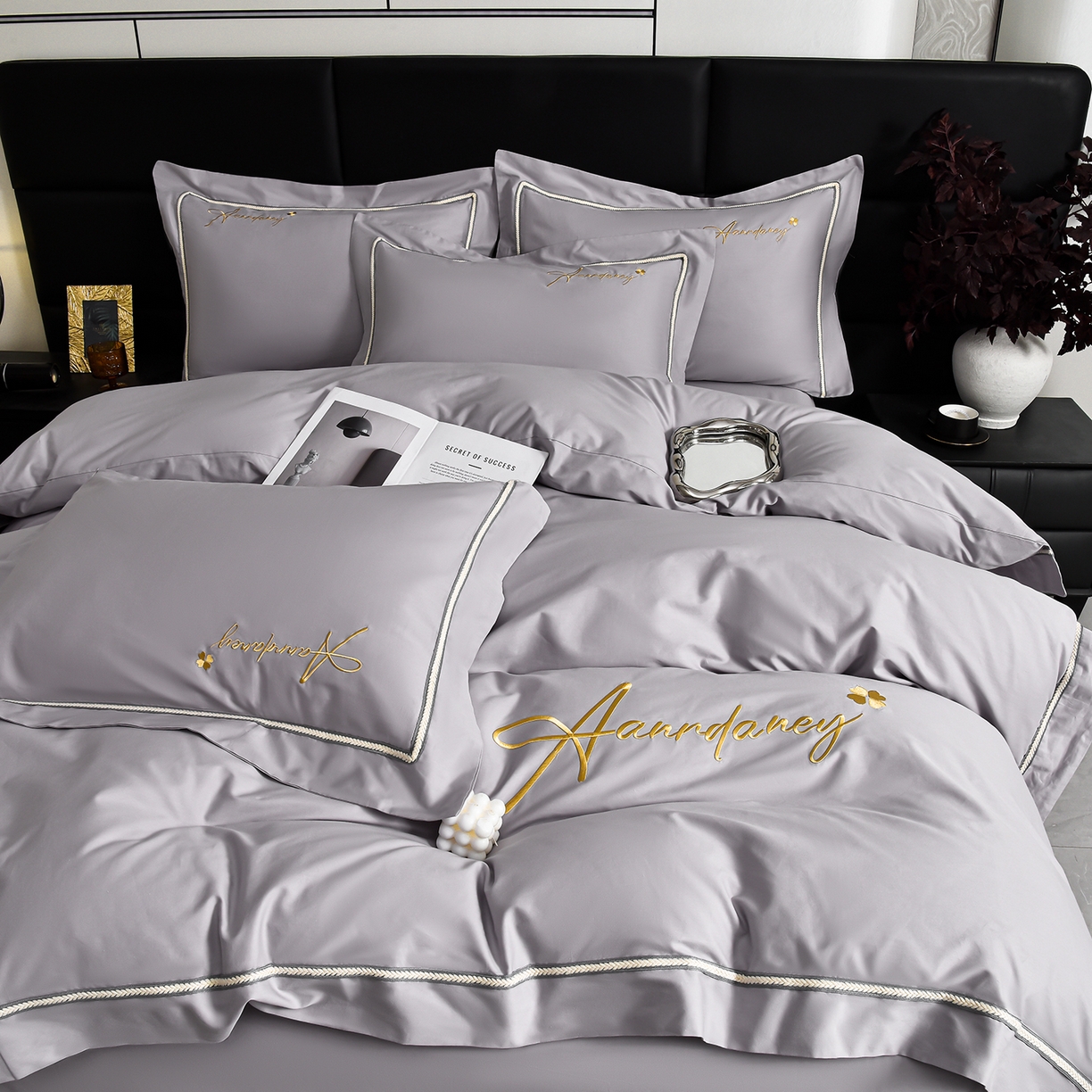 91家纺网 家纺一手货源 找家纺 湘雪家居 2026新款长绒棉高支高密纯棉刺绣四件套-幕镜款 幕镜-椰子灰