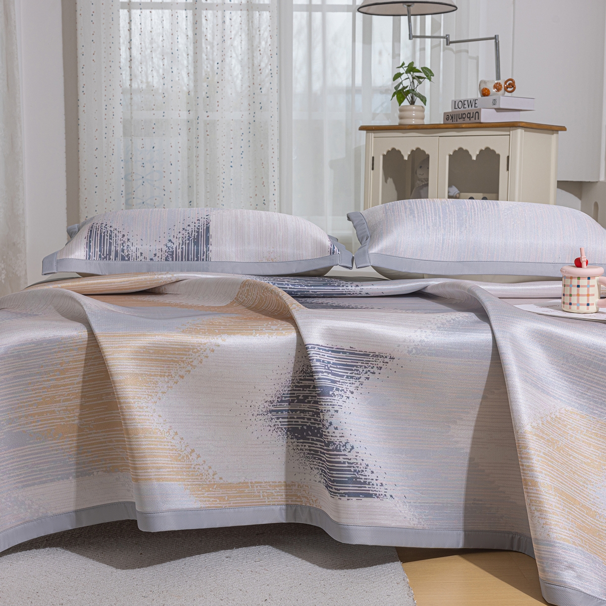 91家纺网 家纺一手货源 找家纺 小萌虎 2026新款碳光冰丝席平铺款床席款 莫奈