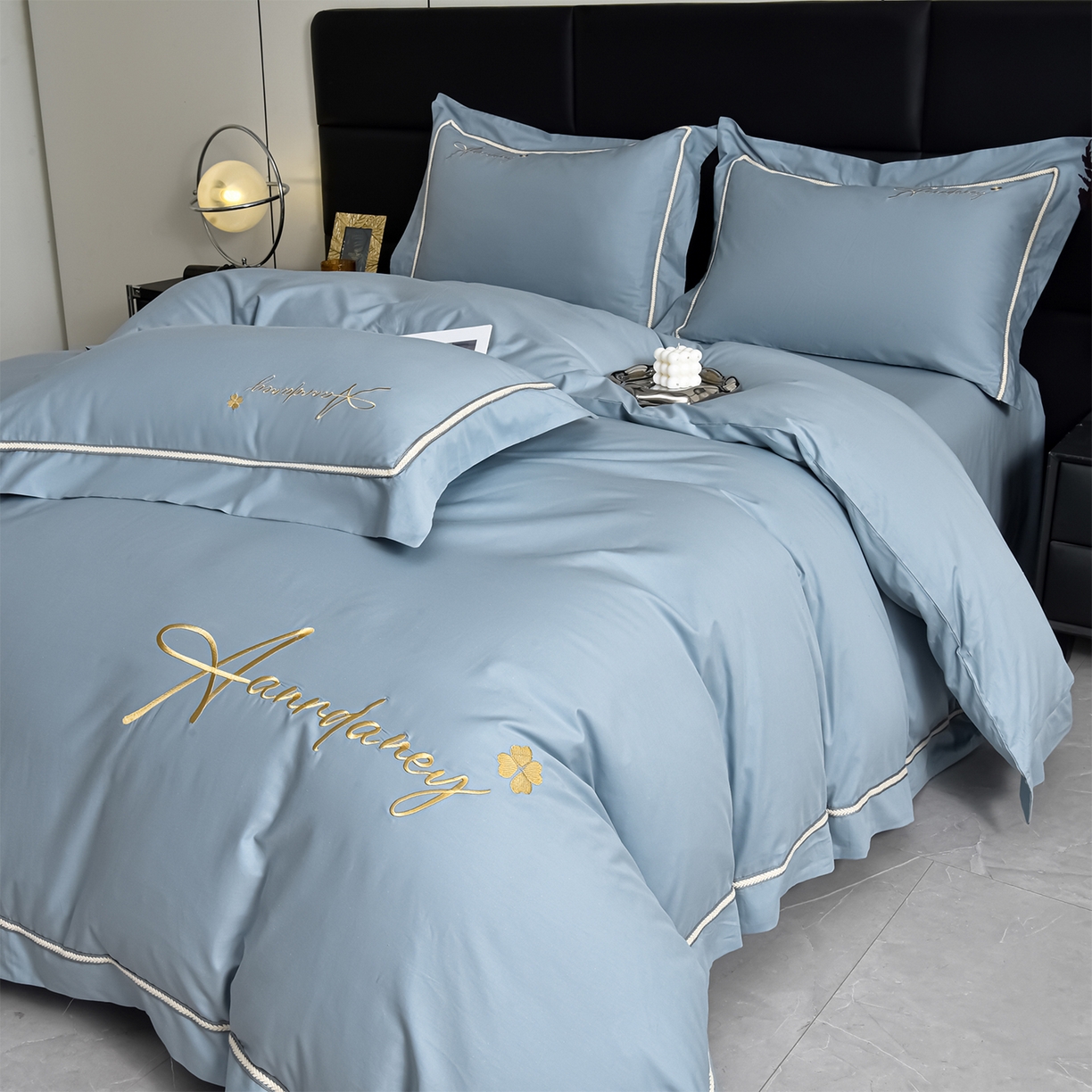 91家纺网 家纺一手货源 找家纺 湘雪家居 2026新款长绒棉高支高密纯棉刺绣四件套-幕镜款 幕镜-烟雾蓝