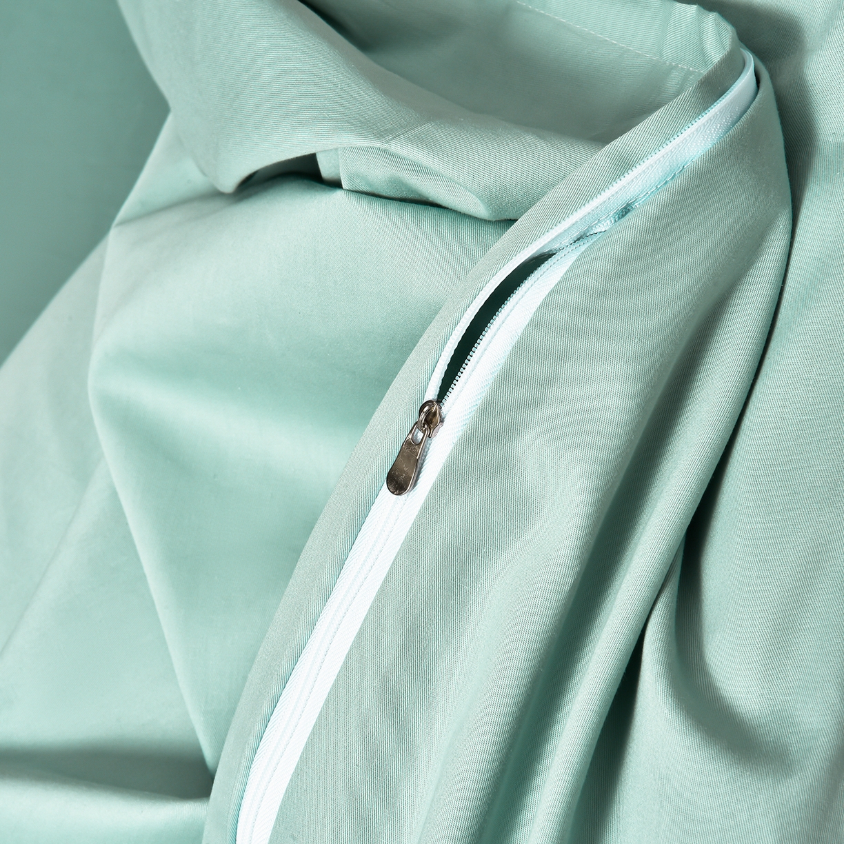 91家纺网 家纺一手货源 找家纺 湘雪家居 2026新款长绒棉高支高密纯棉刺绣四件套-幕镜款 幕镜-莱因绿