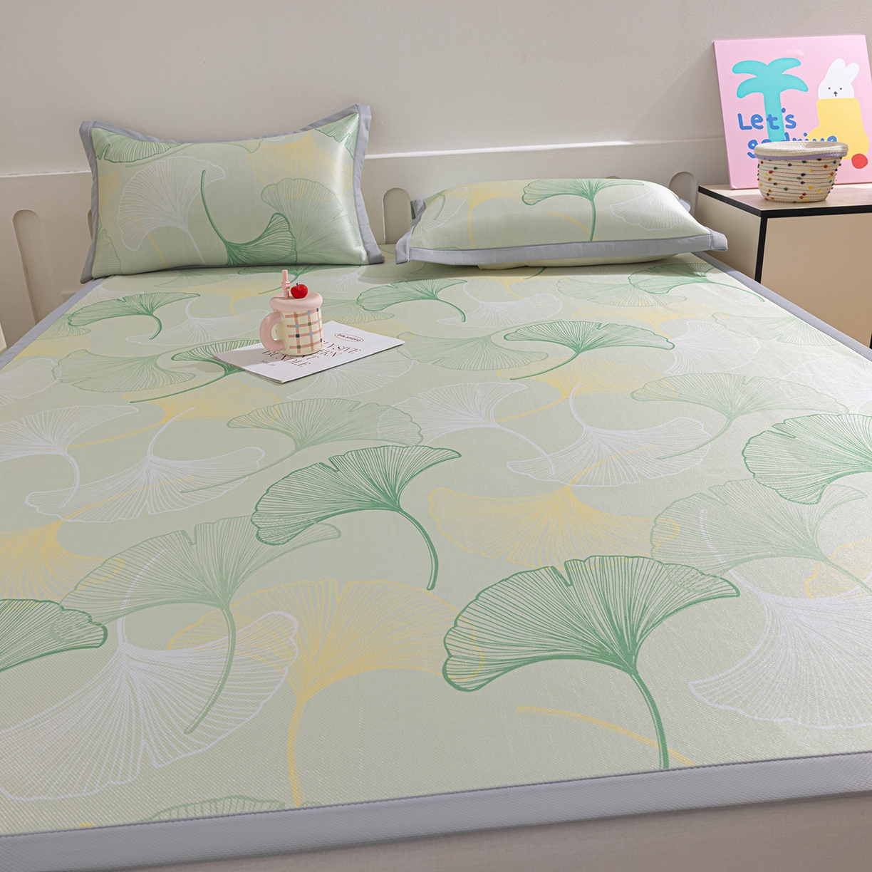 91家纺网 家纺一手货源 找家纺 小萌虎 2026新款碳光冰丝席平铺款床席款 银杏叶