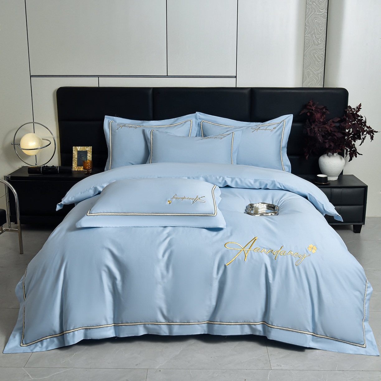 91家纺网 家纺一手货源 找家纺 湘雪家居 2026新款长绒棉高支高密纯棉刺绣四件套-幕镜款 幕镜-晨雾蓝