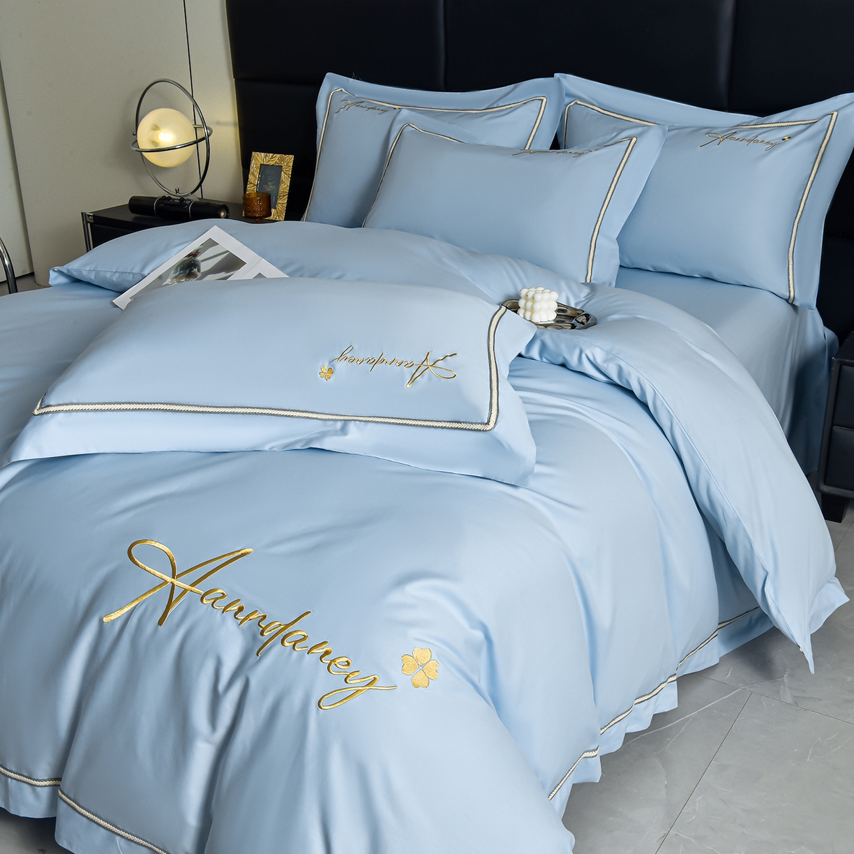 91家纺网 家纺一手货源 找家纺 湘雪家居 2026新款长绒棉高支高密纯棉刺绣四件套-幕镜款 幕镜-晨雾蓝