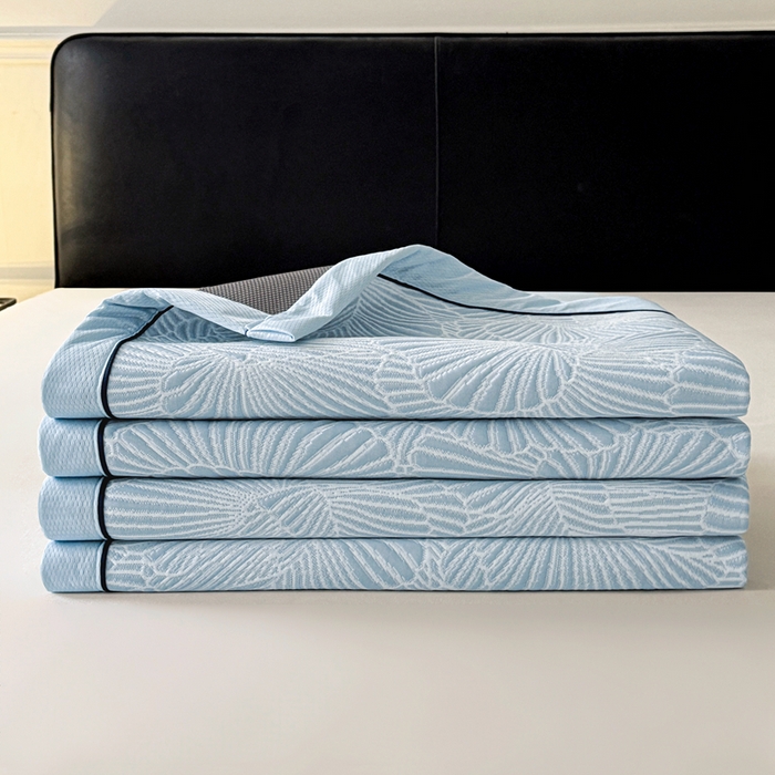 91家纺网 家纺一手货源 找家纺 （总）牵梦萦家纺 2026新款立体浮雕压花工艺豆豆凉席三件套-平铺款