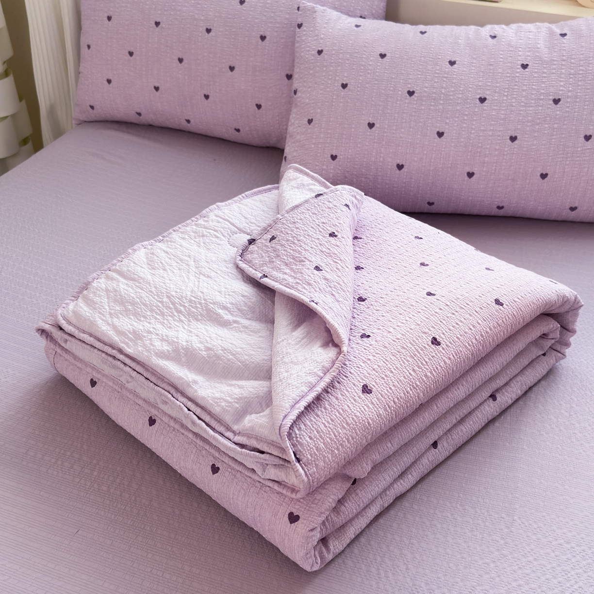 91家纺网 家纺一手货源 找家纺 （总）德比尔斯  2026新款泡芙棉夏被四件套包边款