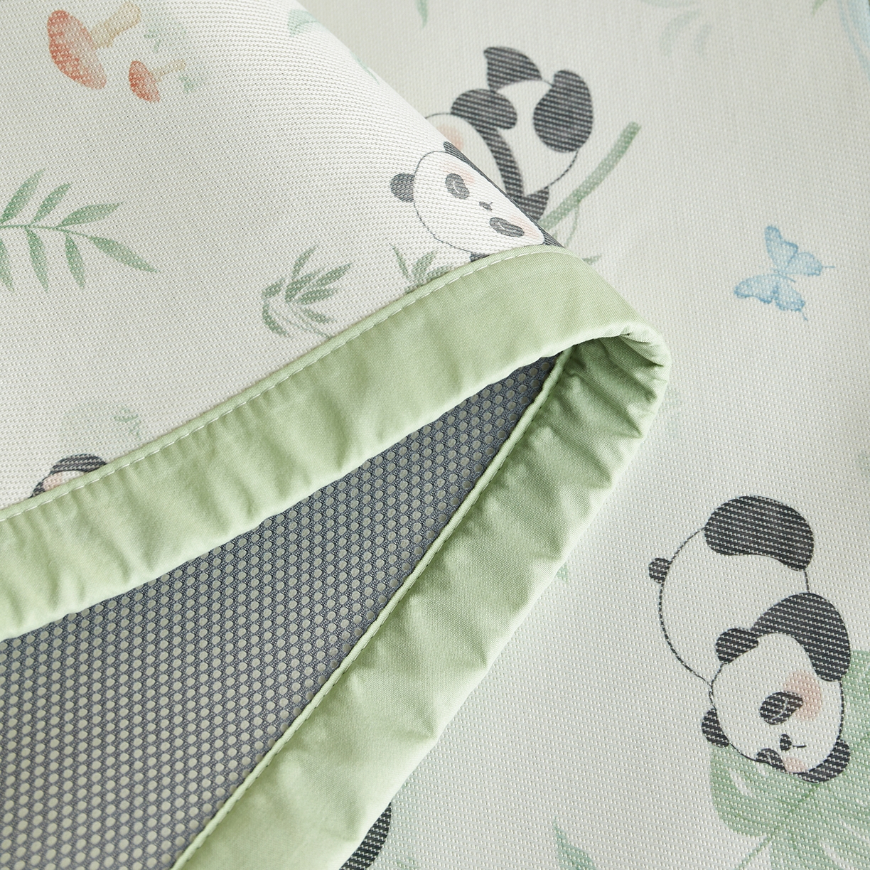 91家纺网 家纺一手货源 找家纺 荷马之梦 2026新款凉席系列-A类母婴原创卡通数码印花儿童冰丝凉席 萌趣熊猫