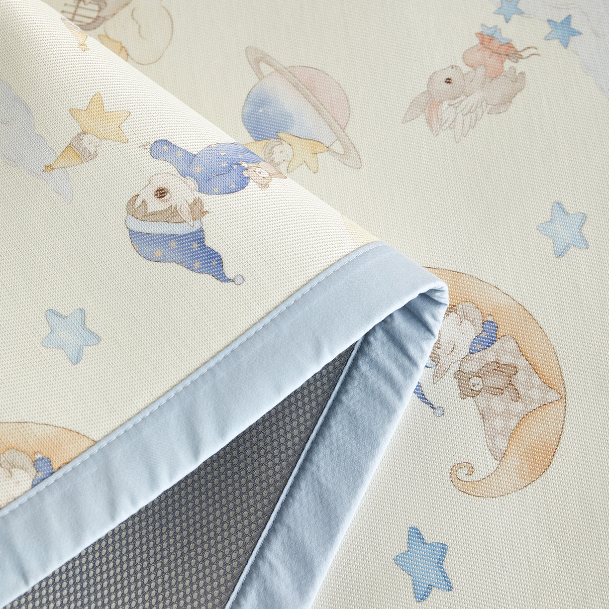 91家纺网 家纺一手货源 找家纺 荷马之梦 2026新款凉席系列-A类母婴原创卡通数码印花儿童冰丝凉席 星空游记