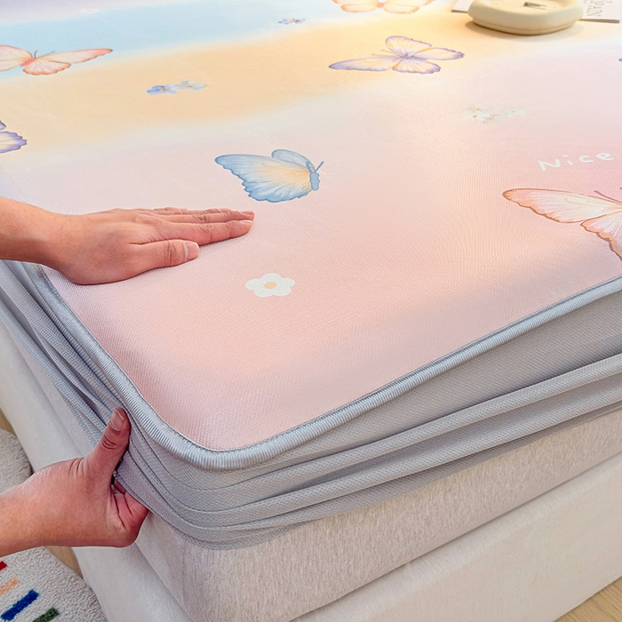 91家纺网 家纺一手货源 找家纺 小萌虎 2026新款碳光冰丝凉席床笠款拍法一 蝴蝶