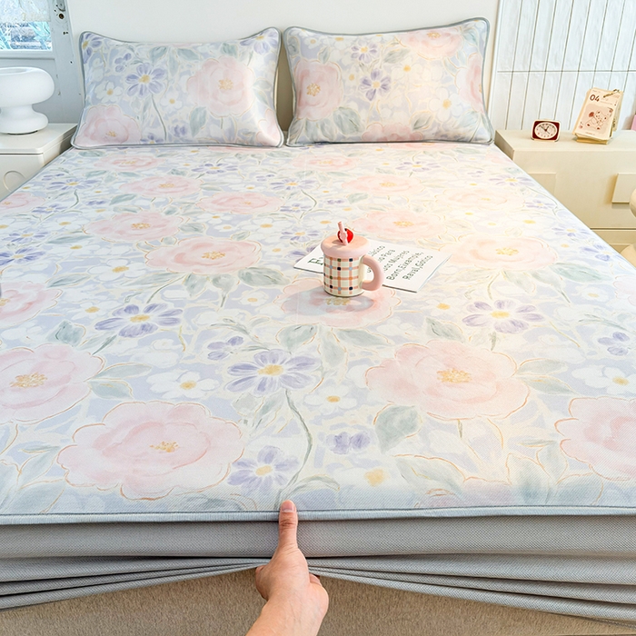 91家纺网 家纺一手货源 找家纺 小萌虎 2026新款碳光冰丝凉席床笠款拍法一 花田