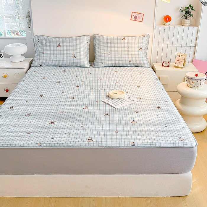 91家纺网 家纺一手货源 找家纺 小萌虎 2026新款碳光冰丝凉席床笠款拍法一 蓝格小熊