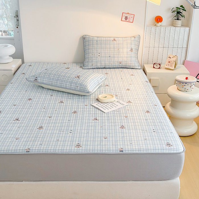 91家纺网 家纺一手货源 找家纺 小萌虎 2026新款碳光冰丝凉席床笠款拍法一 蓝格小熊