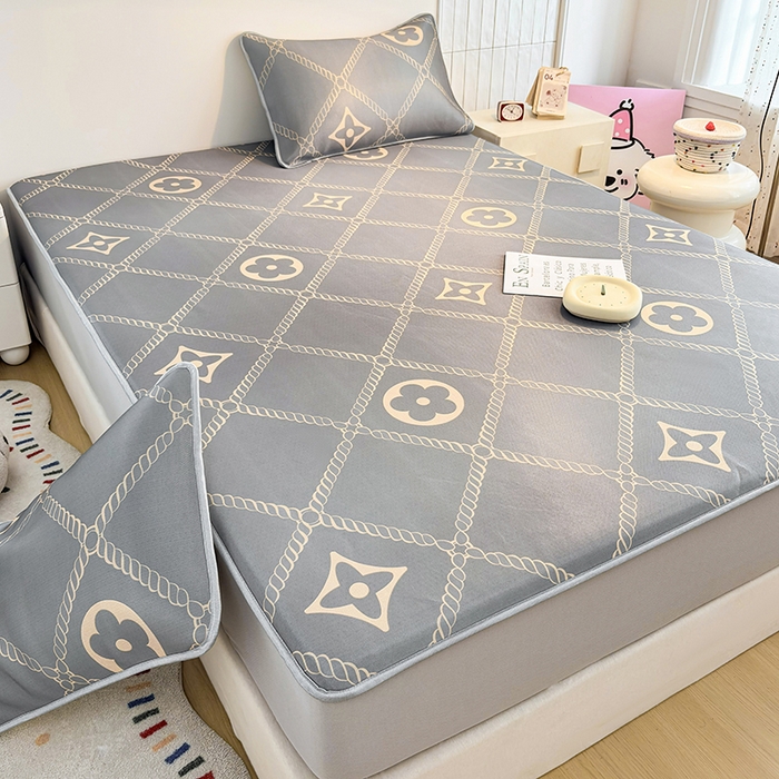 91家纺网 家纺一手货源 找家纺 小萌虎 2026新款碳光冰丝凉席床笠款拍法一 四叶草