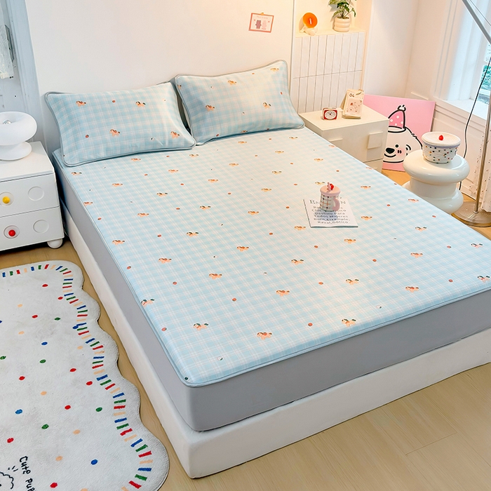 91家纺网 家纺一手货源 找家纺 小萌虎 2026新款碳光冰丝凉席床笠款拍法一 一马当先-蓝