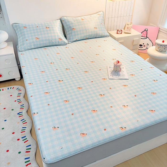 91家纺网 家纺一手货源 找家纺 小萌虎 2026新款碳光冰丝凉席床笠款拍法一 一马当先-蓝