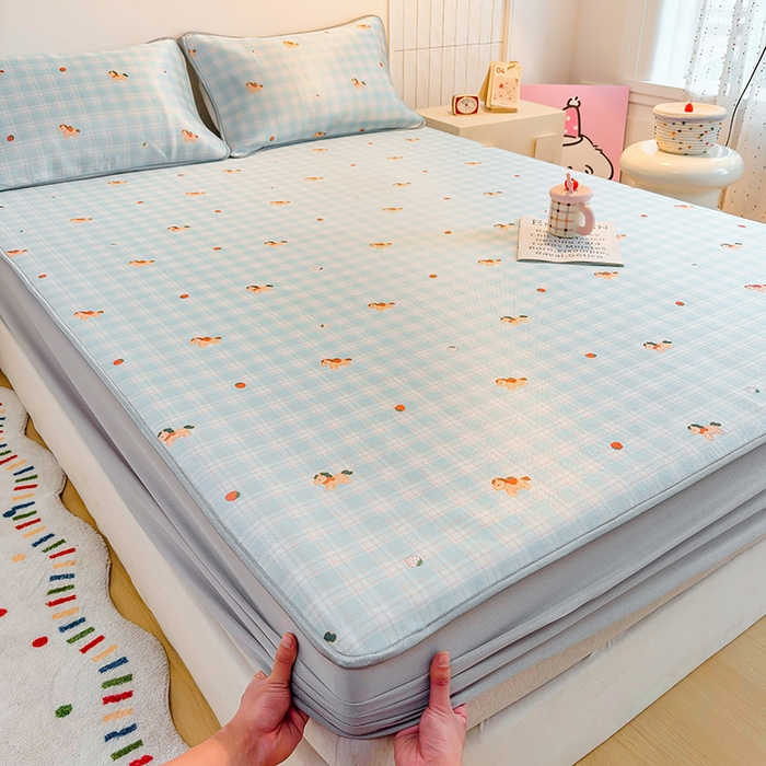 91家纺网 家纺一手货源 找家纺 小萌虎 2026新款碳光冰丝凉席床笠款拍法一 一马当先-蓝