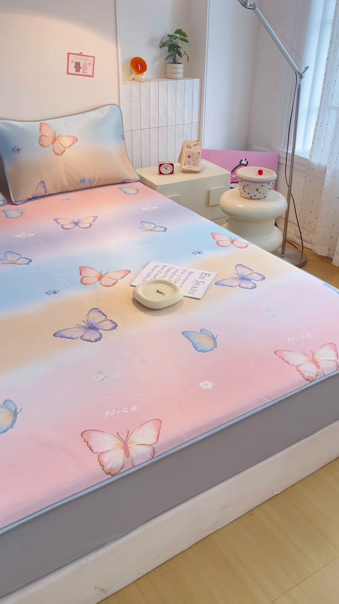 91家纺网 家纺一手货源 找家纺 小萌虎 2026新款碳光冰丝凉席床笠款拍法一 蝴蝶