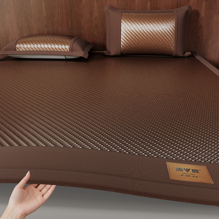 91家纺网 家纺一手货源 找家纺 人人爱家纺 2026新款夏季高端凉席竹席藤席 雅鹿棕色