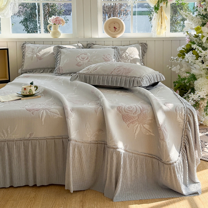 91家纺网 家纺一手货源 找家纺 恋佳居 2026新款A类PE中分子凉感丝床裙凉席 冰柔粉蔷薇