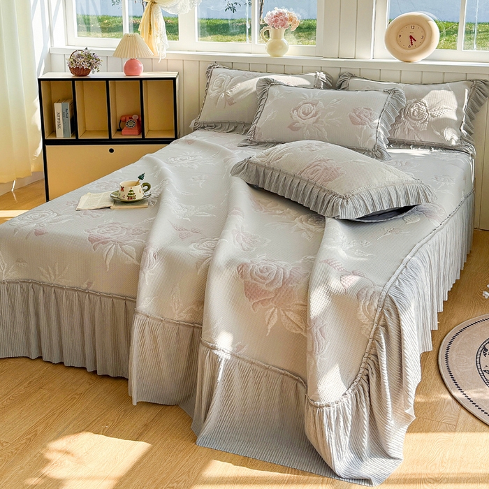 91家纺网 家纺一手货源 找家纺 恋佳居 2026新款A类PE中分子凉感丝床裙凉席 冰柔粉蔷薇