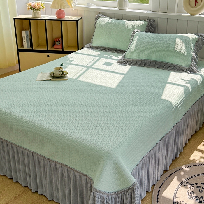 91家纺网 家纺一手货源 找家纺 恋佳居 2026新款A类PE中分子凉感丝床裙凉席 冰沙银丝绿格