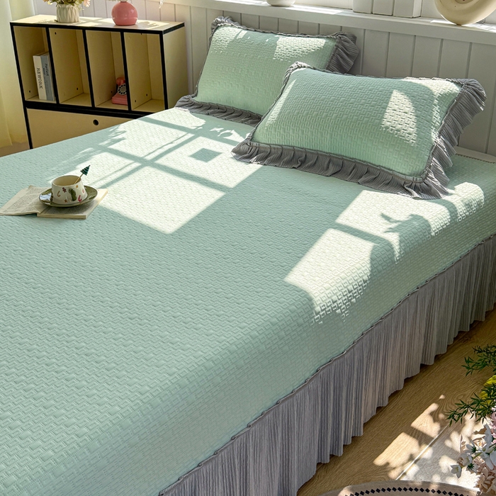 91家纺网 家纺一手货源 找家纺 恋佳居 2026新款A类PE中分子凉感丝床裙凉席 冰沙银丝绿格