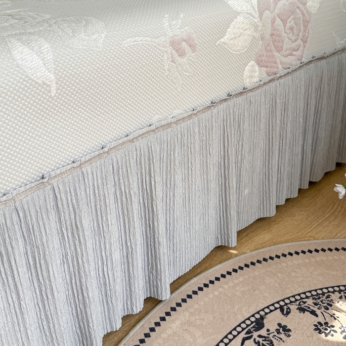 91家纺网 家纺一手货源 找家纺 恋佳居 2026新款A类PE中分子凉感丝床裙凉席 冰柔粉蔷薇