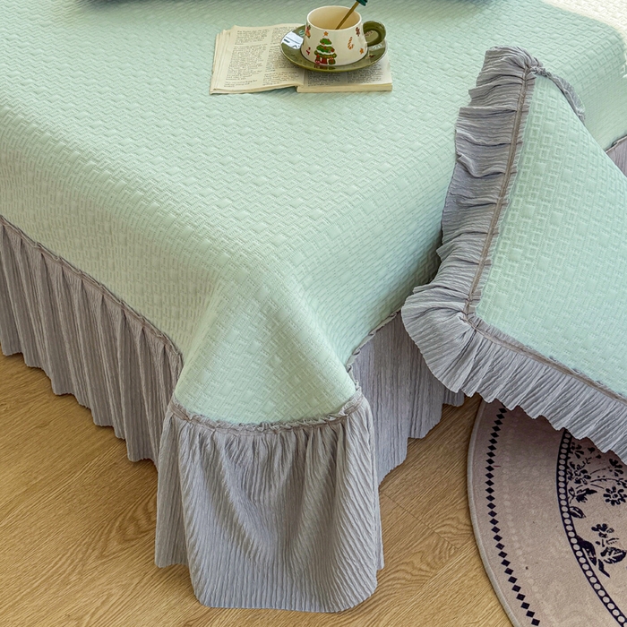 91家纺网 家纺一手货源 找家纺 恋佳居 2026新款A类PE中分子凉感丝床裙凉席 冰沙银丝绿格